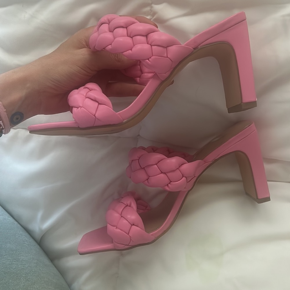 BCBG heels. Pink
